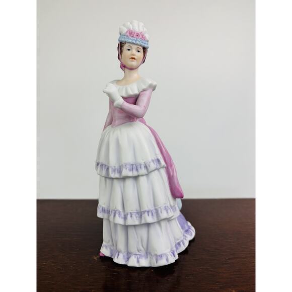 Homco #1431 Porcelain Figurine Victorian Lady 8.5 in - Picture 2 of 16